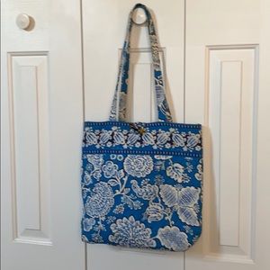 Vera Bradley tote ⭐️ if interested make an offer⭐️